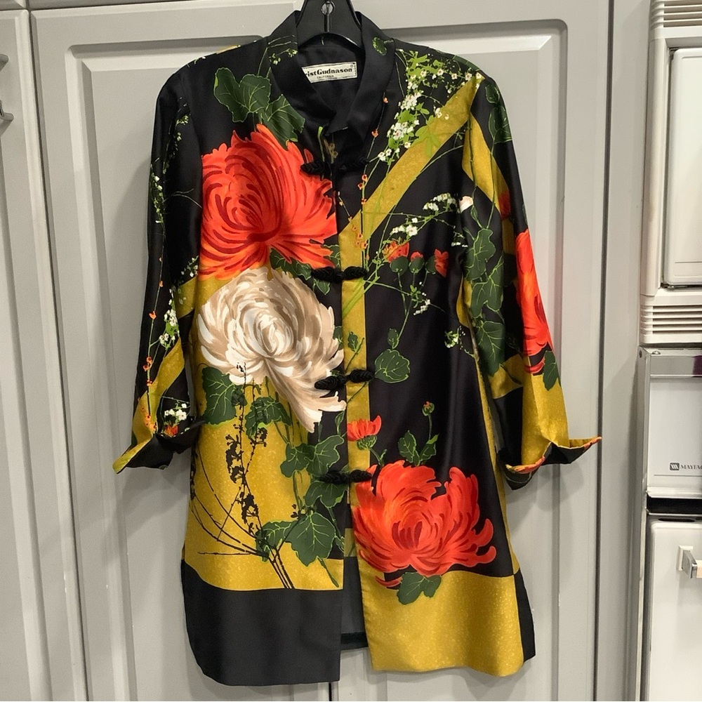 Gudnason Floral Blouse w/ large Orange Florals, mock neck, 20” pit to pit